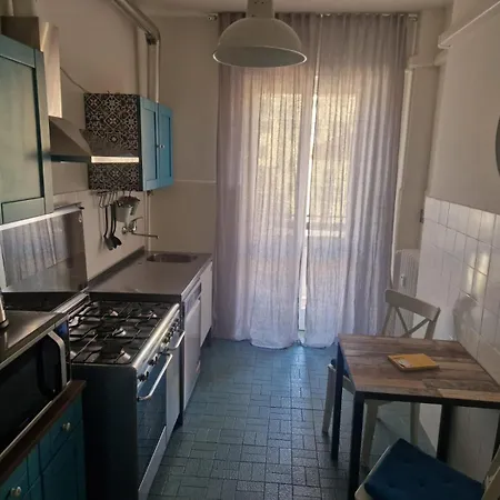 Apartment Piazza Gramsci Amazing With Balcony - Collection