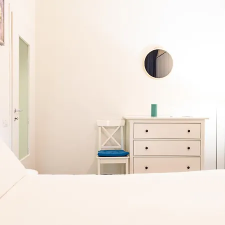Piazza Gramsci Amazing With Balcony - Collection Appartement Milan